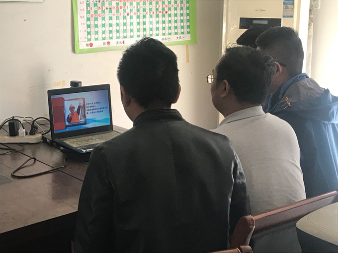 撸起袖子加油干——一公司员工学习劳模精神有感 撸起袖子加油干——一公司员工学习劳模精神有感