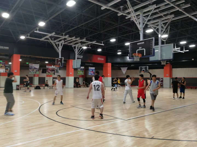 安徽交航地铁项目与中铁二院开展篮球友谊赛