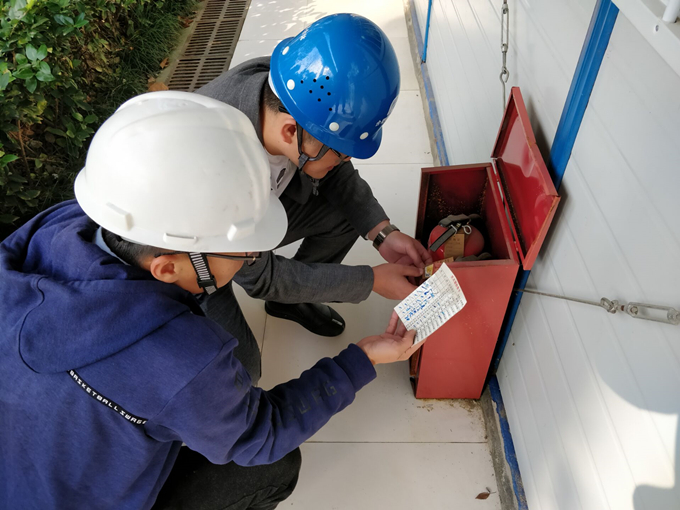 合轨4号线TJ03标项目指挥部联合监理单位对项目部生活区消防及用电开展专项检查 合轨4号线TJ03标项目指挥部联合监理单位对项目部生活区消防及用电开展专项检查