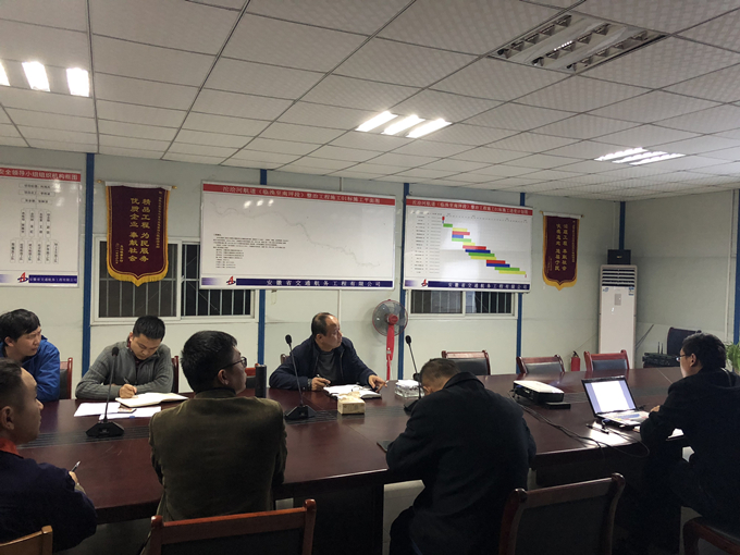 公司刘总一行领导莅临沱浍河项目部督查“决战100天”活动落实情况