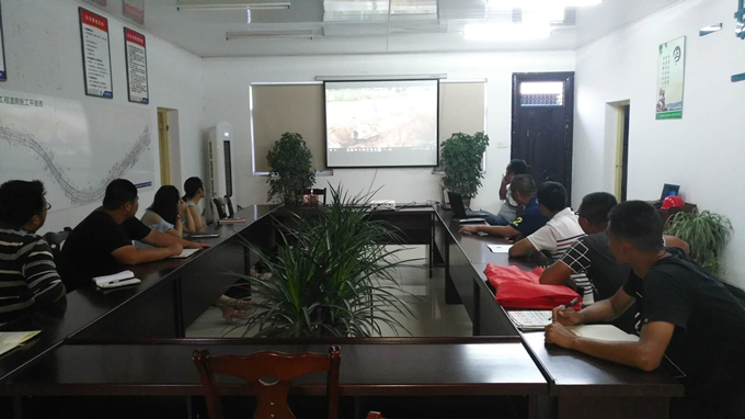 亚父项目部开展“质量月”活动启动仪式