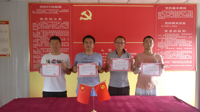 萧杨路项目部举办“我的青春不再尘土飞扬”卫生评比检查活动 萧杨路项目部举办“我的青春不再尘土飞扬”卫生评比检查活动